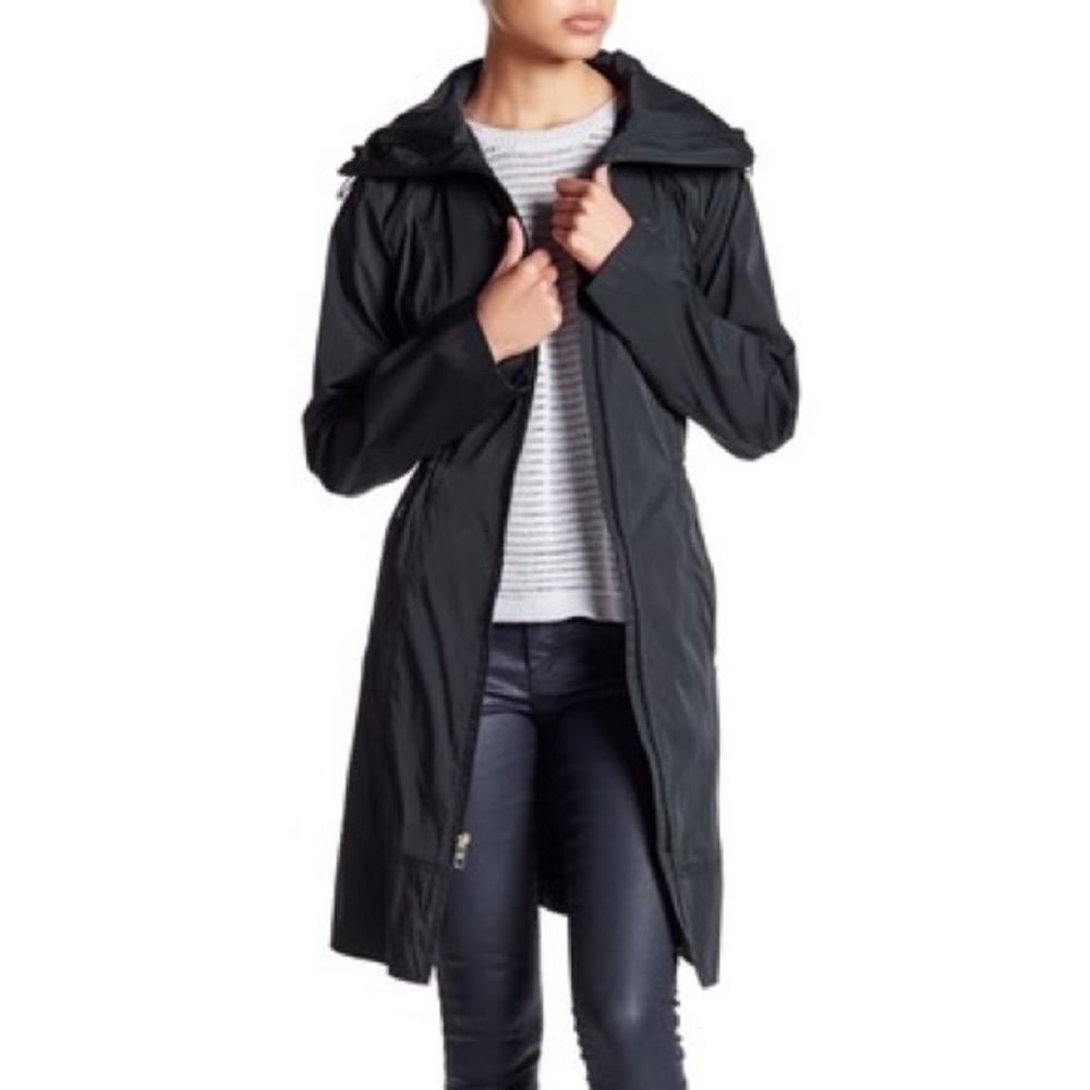 NWOT Cole Haan Signature Packable Rain Jacket, Sm